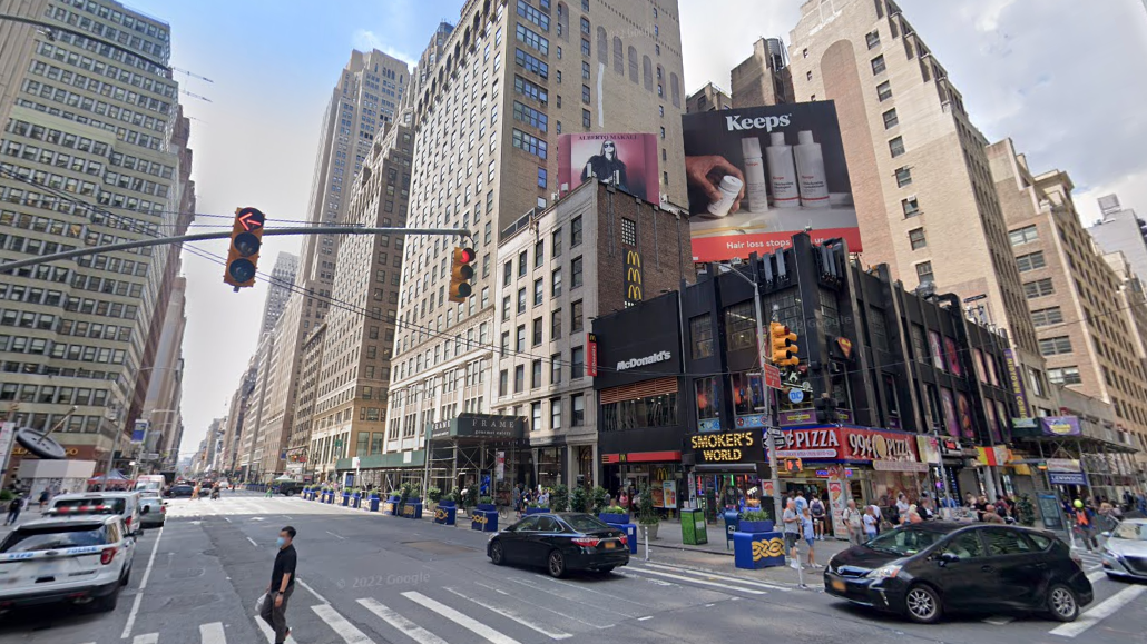 Man stabbed near Times Square ahead of New Year's Eve celebration