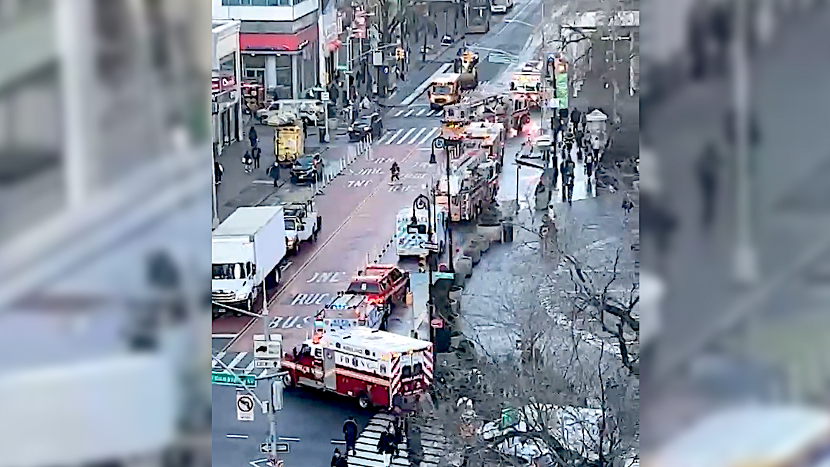 Man fatally struck by subway train at Union Square station
