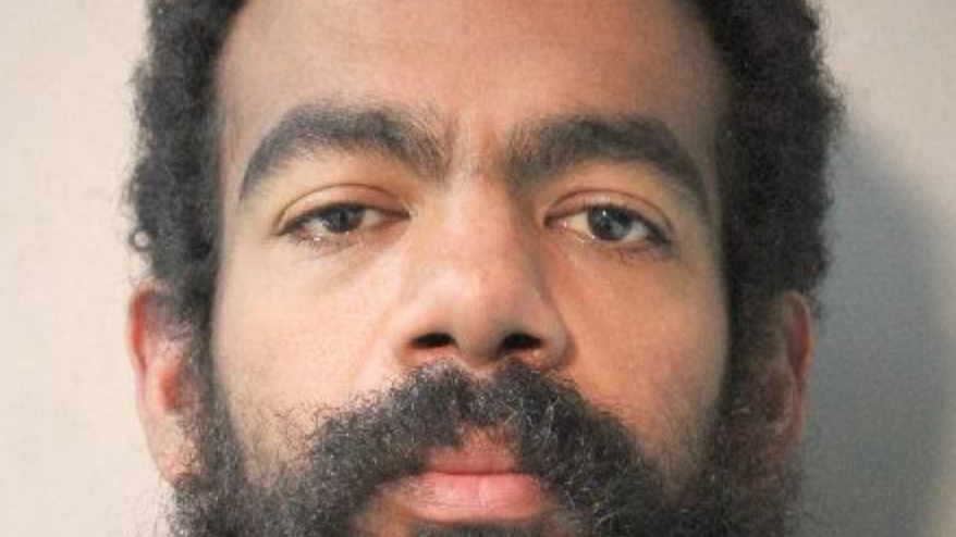 Man tosses LI hospital worker around while demanding money: police