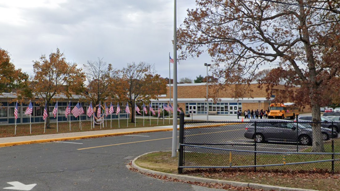 LI middle school substitute teacher fired for 'inappropriate activity' during anatomy lesson
