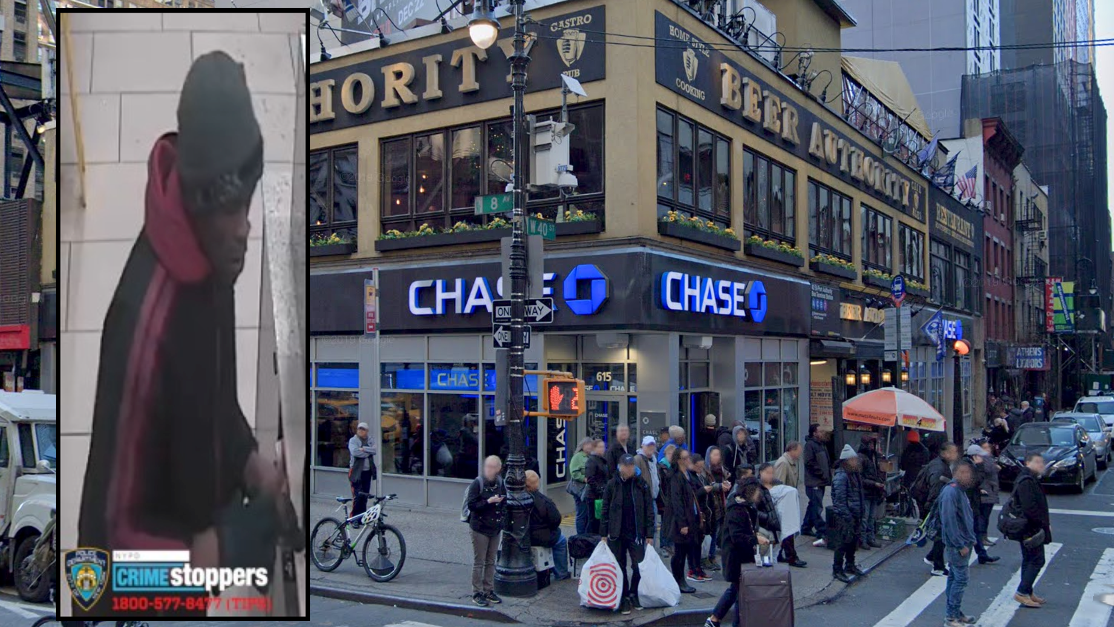 Attacker throws scalding-hot coffee into man's face at Midtown Chase bank ATM