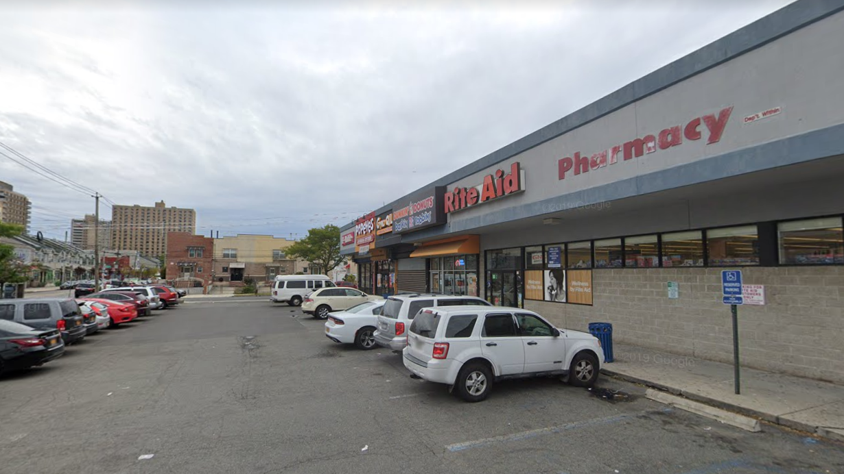 17-year-old stabbed on Coney Island succumbs to injuries