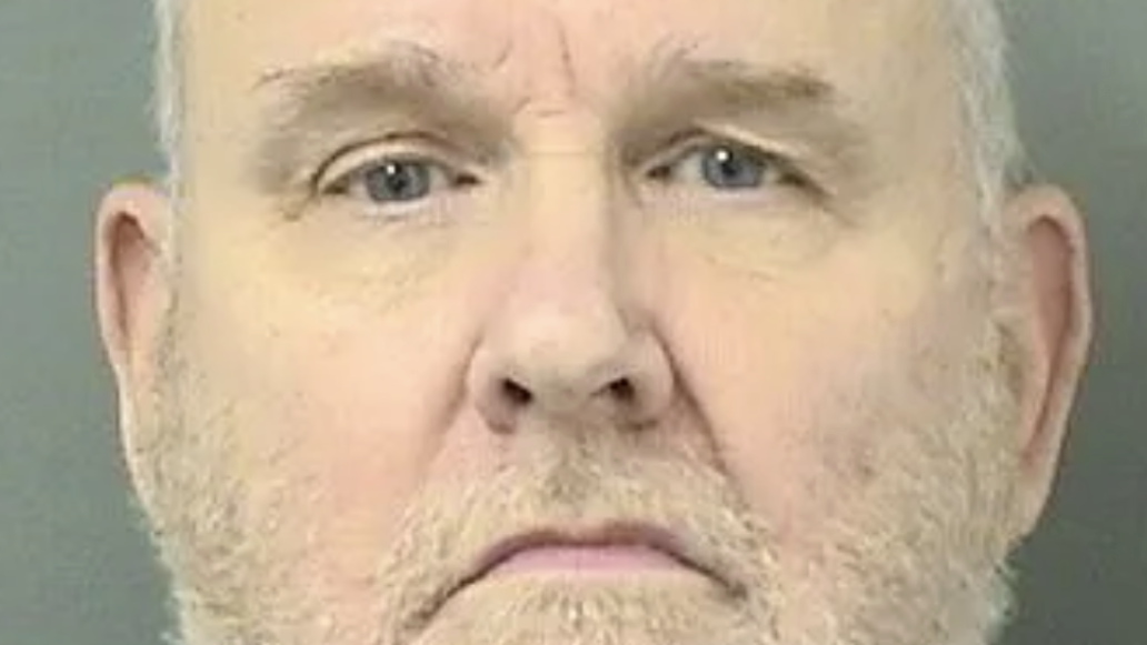 NJ man arrested for making bomb threat as he boarded Frontier flight