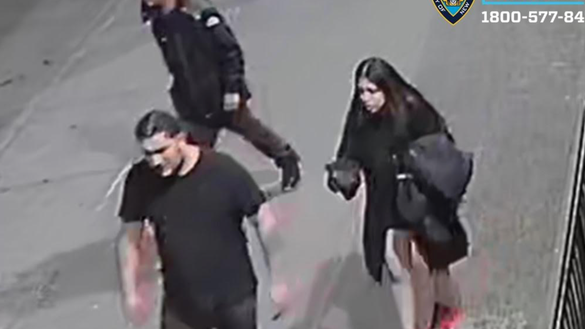 Man, 40, stabbed in leg in the Bronx; group sought
