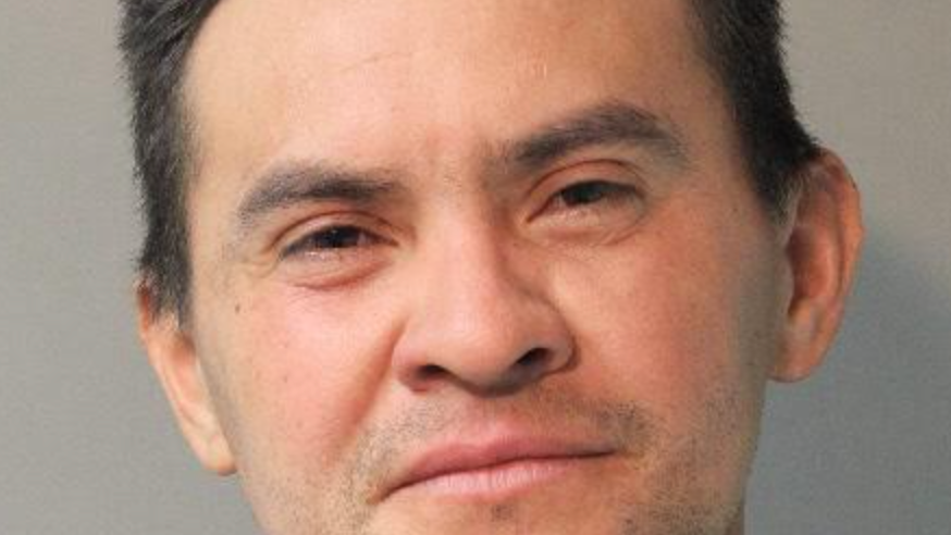 Man, 34, charged for stabbing fellow customer at LI deli following brawl: cops