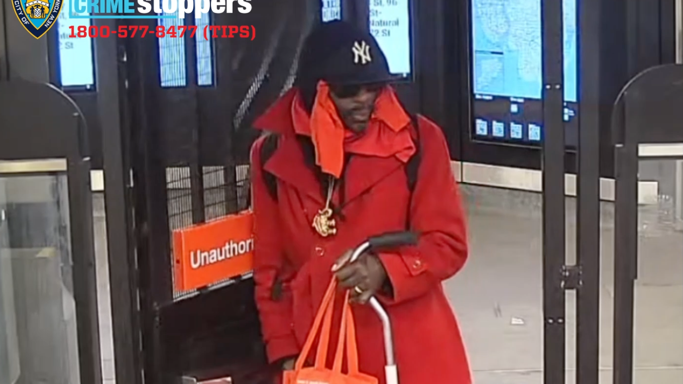 Subway rider's kind act gets him bashed with cane, kicked down staircase near Central Park