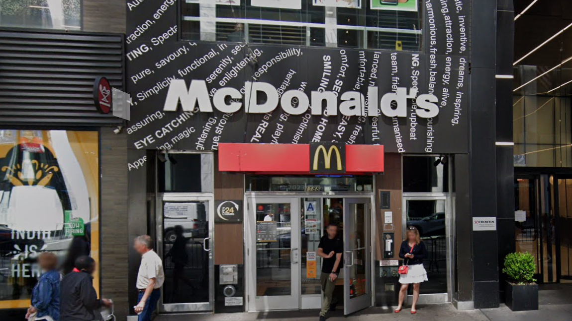 McDonald's workers slashed in Midtown during morning rush: police