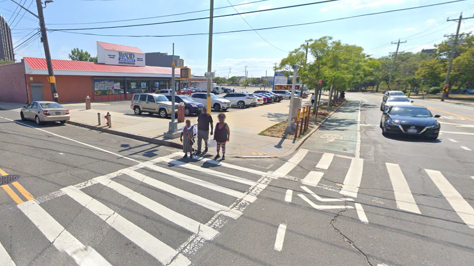 Cop car fatally strikes pedestrian in Queens after crash with civilian vehicle