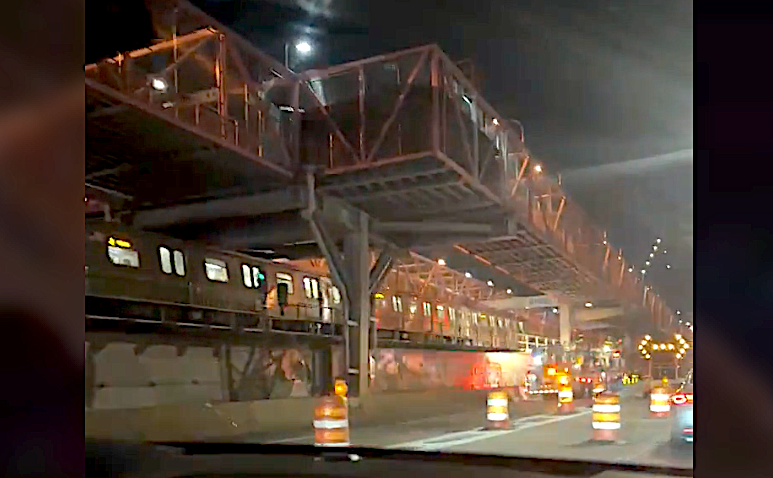 Subway service across the Williamsburg Bridge was impacted as police investigated