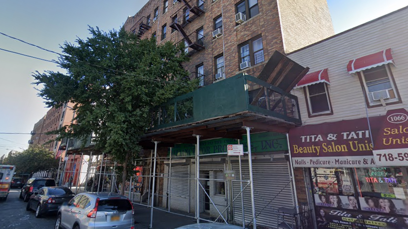 2 men shot in Bronx, suspect at-large: police