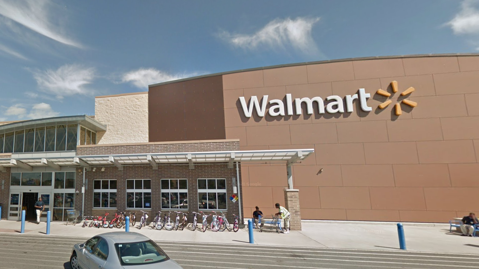 Man set clothes ablaze at NJ Walmart in bid to steal TV: police