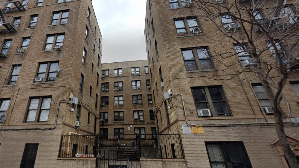Cops searching for 3 women who beat, robbed teen in Bronx apartment