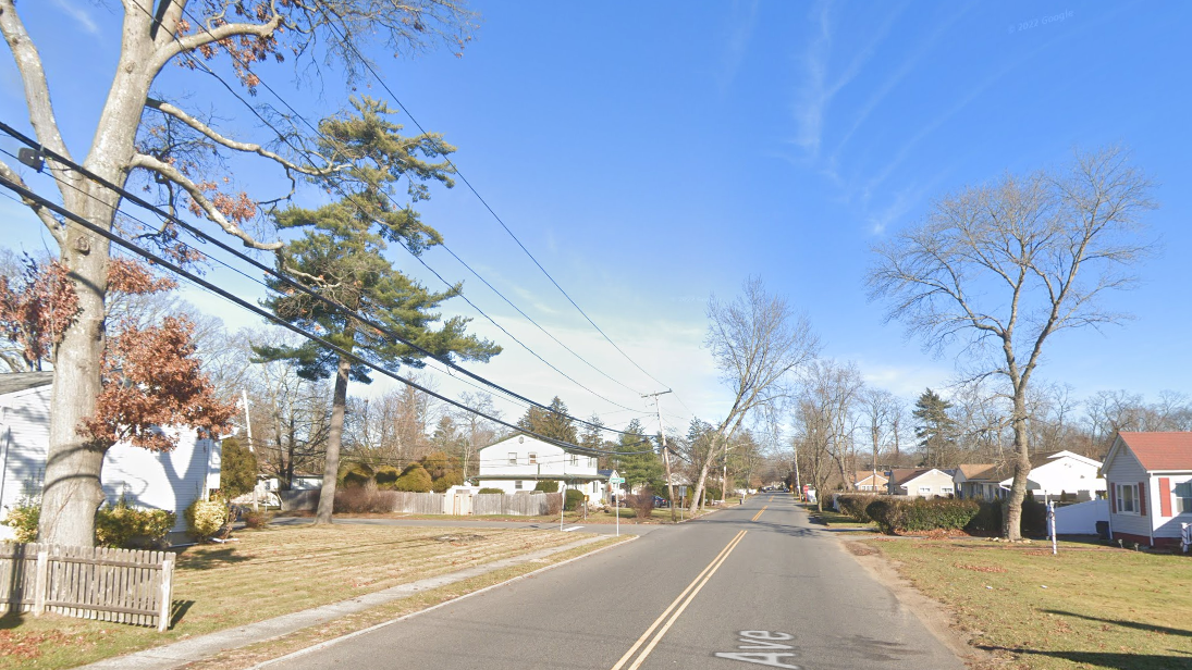 Man carjacks woman at gunpoint in Suffolk driveway, then rams cop car, flees onto LIRR tracks