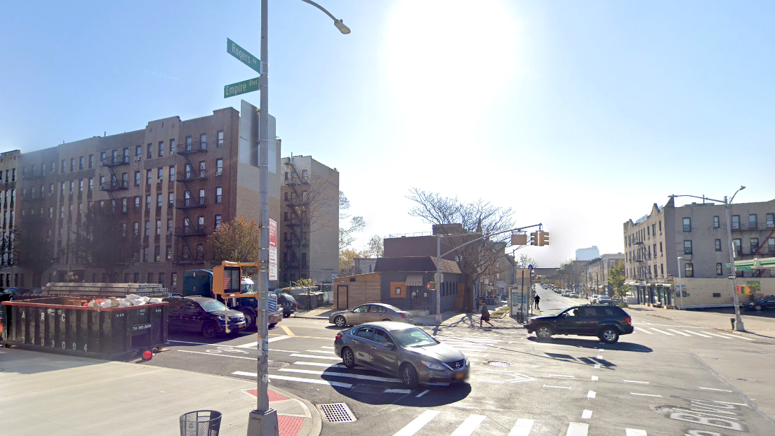 Argument ends in shooting aboard MTA bus in Brooklyn