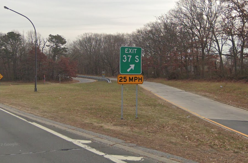 Exit 37, near a fatal crash on the Southern State Parkway Saturday.
