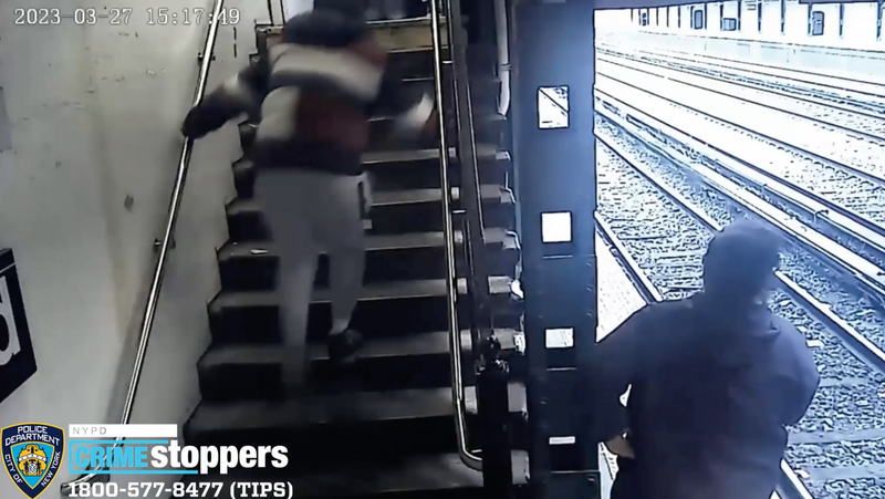 Video shows the suspect running up a staircase after the theft