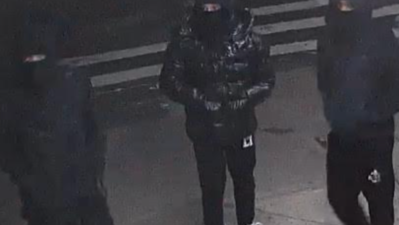 PHOTOS: Trio, car sought in fatal Queens double shooting