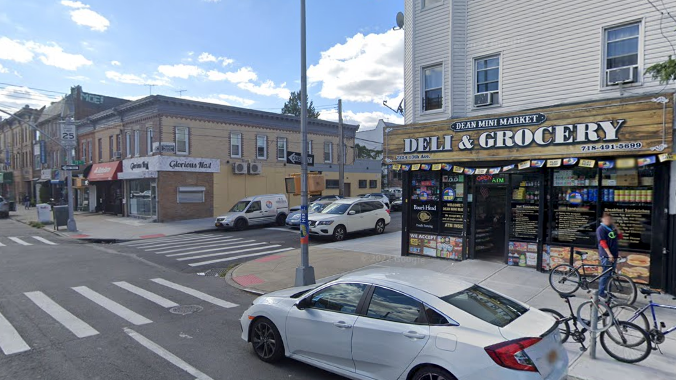 Man, 55, dies days after sucker-punched in mugging outside Dyker Heights deli