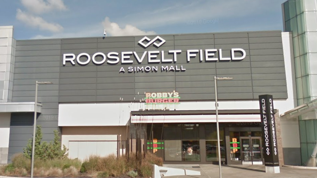 Man exposed himself to 2 women at LI mall store, chased them into stock room: police