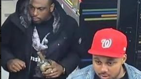 Failed robbers attack man, 31, on Brooklyn subway platform
