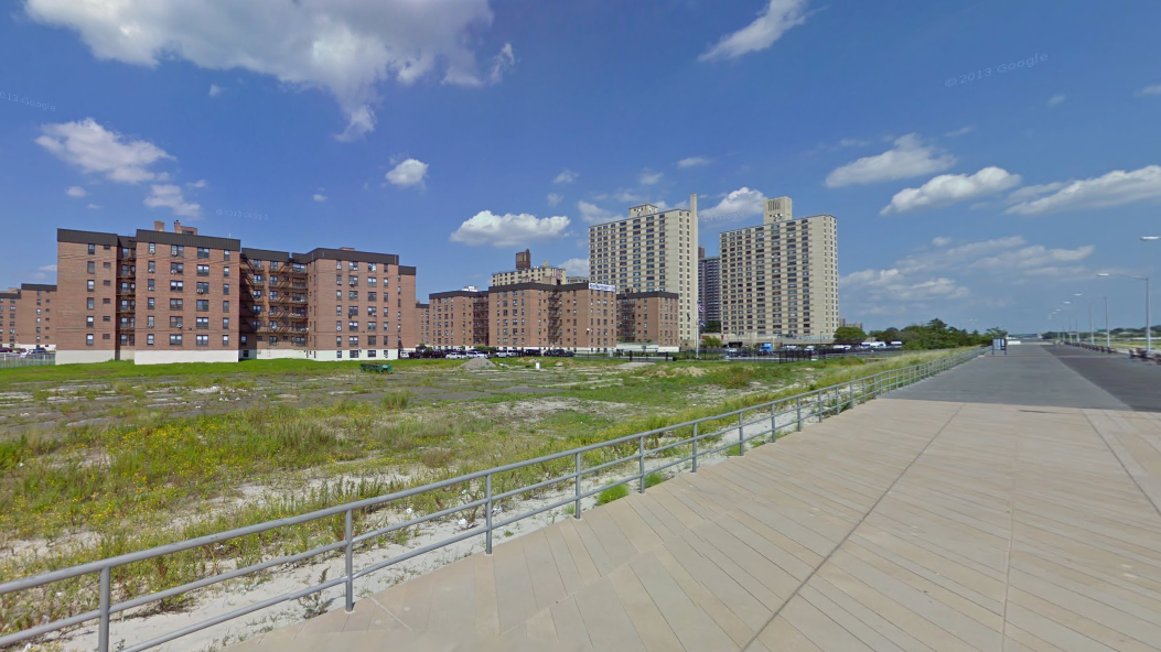 Toddler plunges from Queens window hours after girl's fall in Chelsea