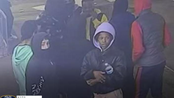 17-year-old boy arrested for anti-gay Hell's Kitchen attack, 6 still at-large