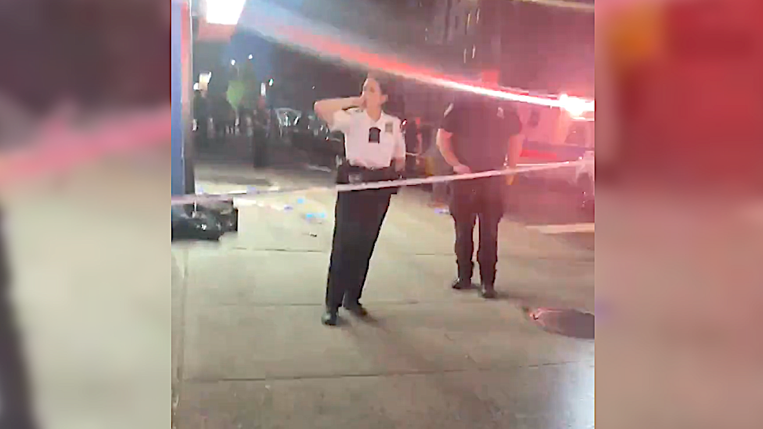 Man stabbed in the back, critically injured at Queens bodega