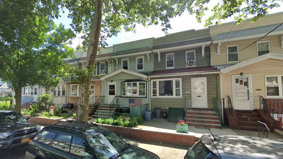 Queens man, 86, charged with murder in death of wife, 78, found at bottom of stairs