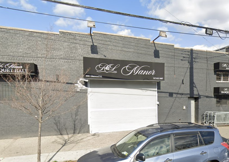 A man fatally shot at a Brooklyn banquet hall early Saturday was reportedly a Bloods gang member.