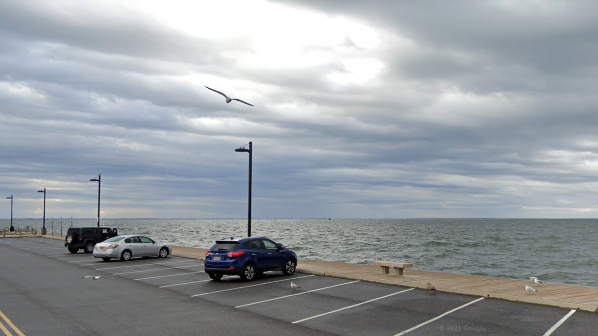 Man rescued by cop, firefighter after driving into Patchogue Bay