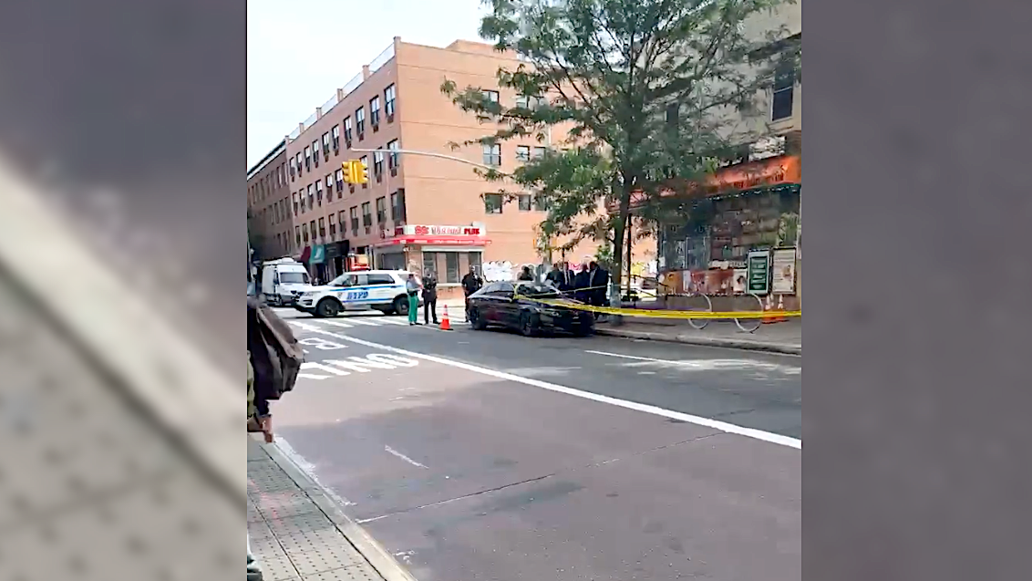 Man, 36, fatally shot outside Brooklyn deli, gunman at large