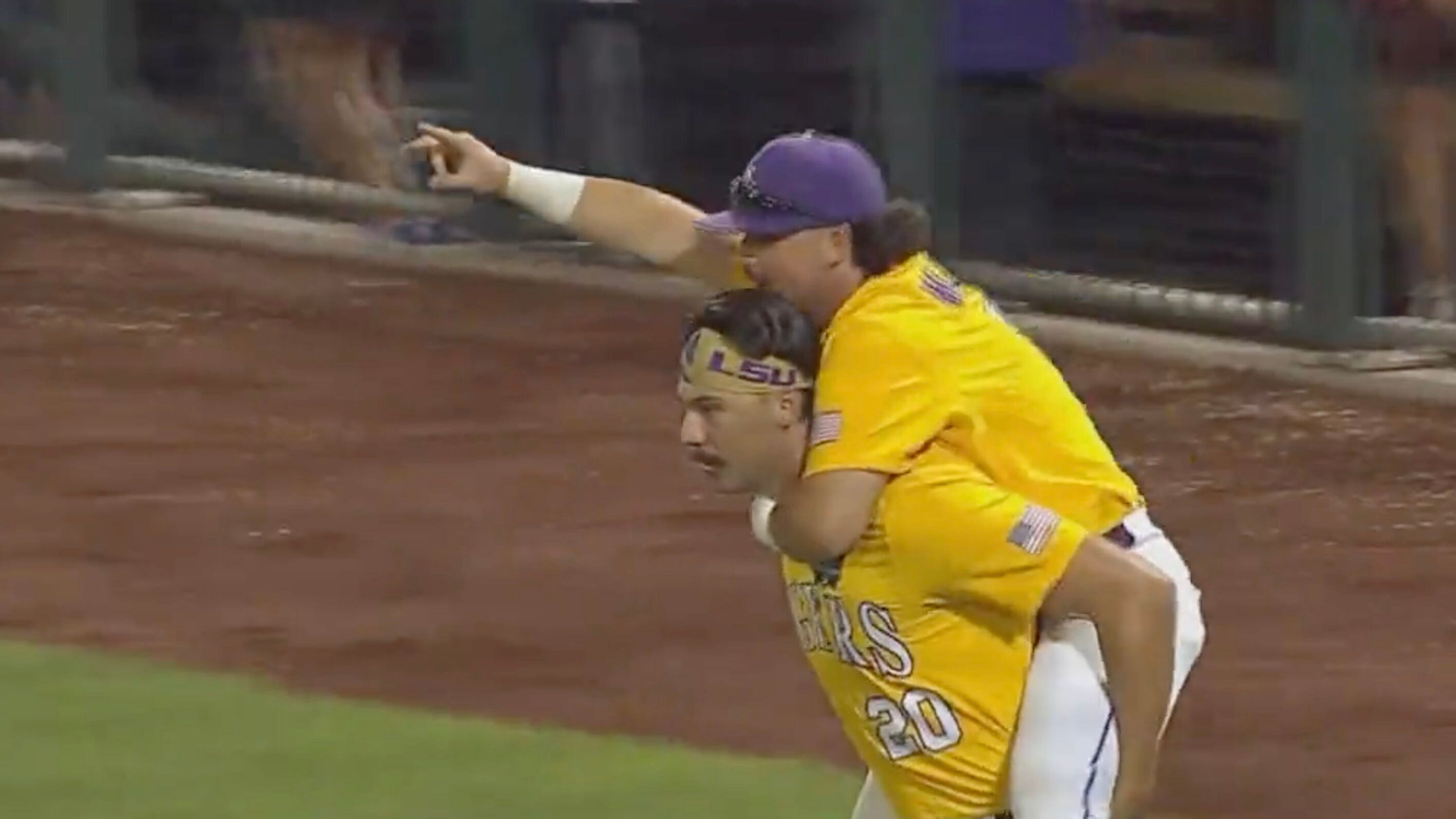 Look: Alex Milazzo got hurt, so Paul Skenes piggybacked him to LSU celebration