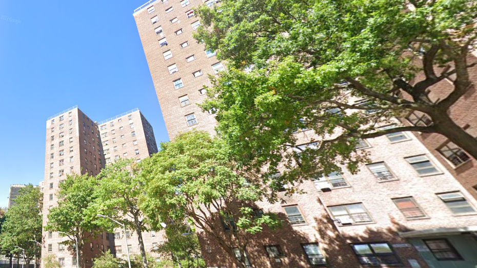 17-year-old boy fatally shot at Manhattan NYCHA complex