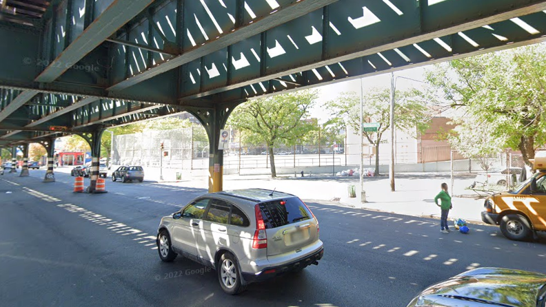 2 women unintentionally shot on Bronx MTA bus after argument turns violent outside school