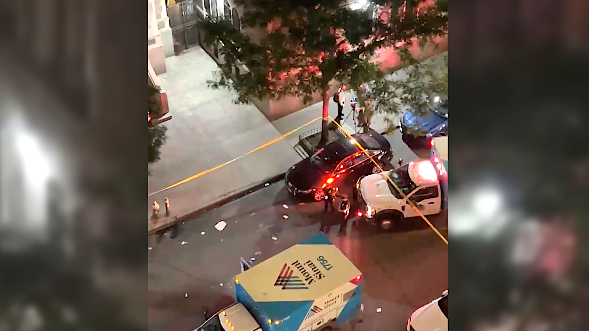 'HE'S GOT A KNIFE!' EMT recovering after patient stabs her repeatedly in Manhattan ambulance