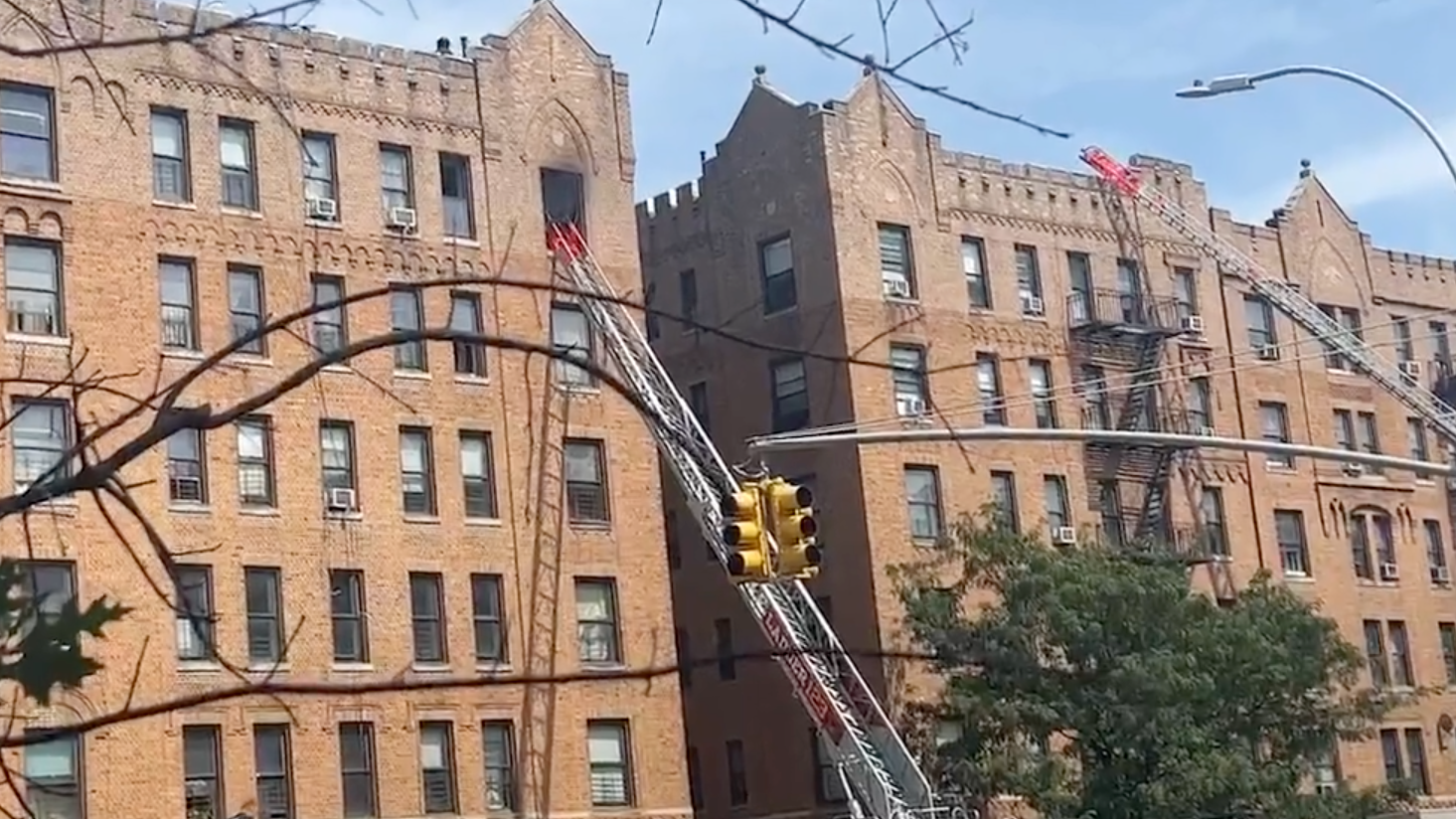 1 dead after 2 jump from burning Brooklyn building