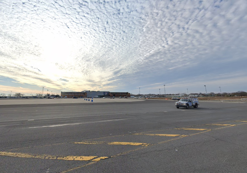 Floyd Bennett Field, a decommissioned airfield off Marine Park that is part of the Gateway National Recreation Area, will become a migrant shelter