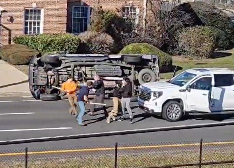 Bystander video shows the wild brawl unfolding on Sunrise Highway in Lindenhurst on Dec. 20