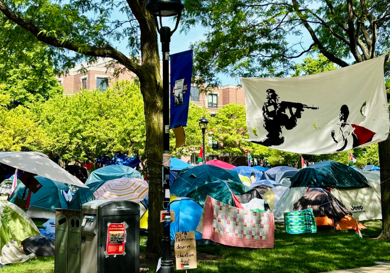 Tent encampment on DePaul's campus