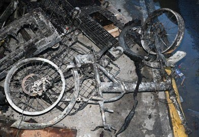 Off-duty firefighter Joe Pendergast recused a man from a lithium ion battery fire in Brooklyn on Friday morning.