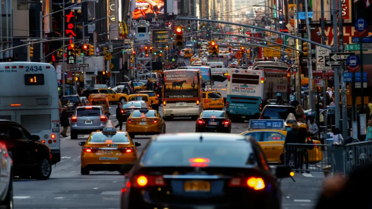 Posponen plan de peaje de Manhattan semanas antes de su lanzamiento