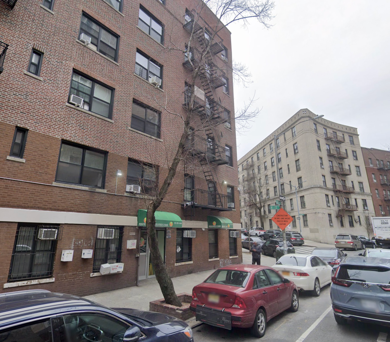 Tyquane Jemmott, 33, was charged with one count of murder in the second degree for allegedly stabbing his ex-girlfriend, 29-year-old Shirley Rodriguez outside of her apartment. 