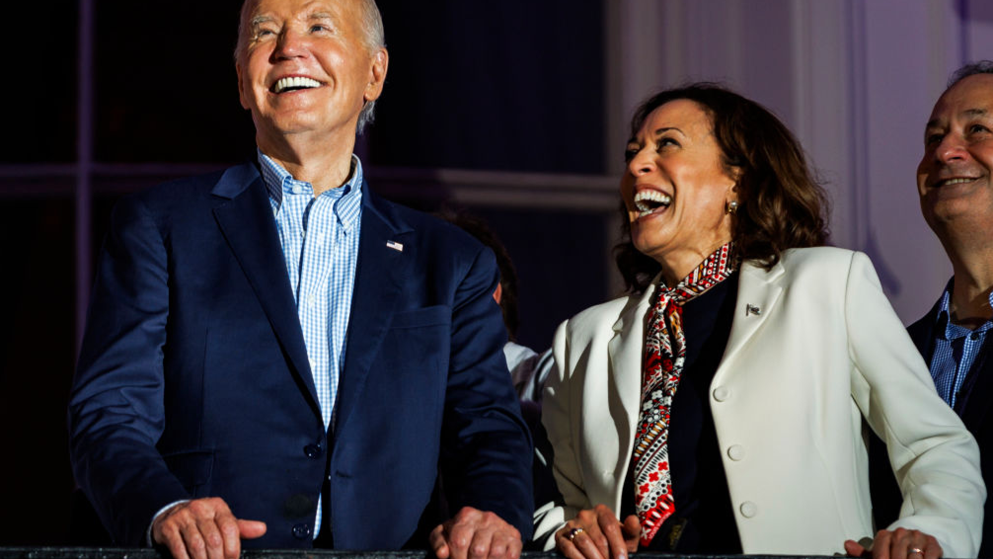Biden se retira de la carrera presidencial y respalda a Kamala Harris