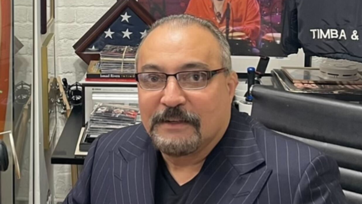 MES DE LA HERENCIA HISPANA: Conoce a Johnny Cruz, el hombre detrás del Museo de Salsa de Spanish Harlem