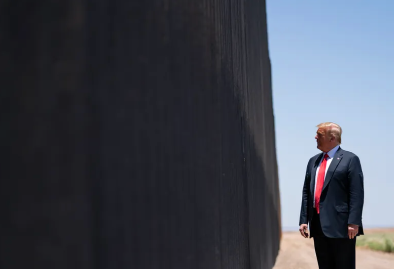 DONALD TRUMP