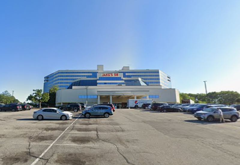 Jake's 58 Casino in Islandia.