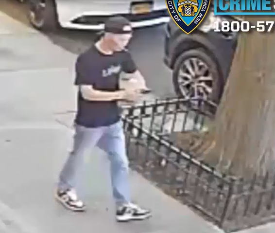 Fake Amazon rep wanted for stealing $10,000 from a man, 92, in Brooklyn last month.