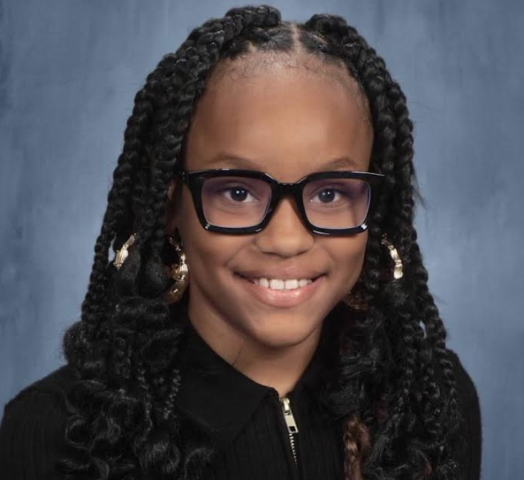 Young girl with glasses 