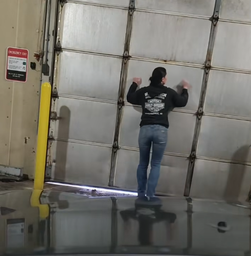 VIDEO: Woman trapped inside Pennsylvania car wash for nearly an hour after system failure