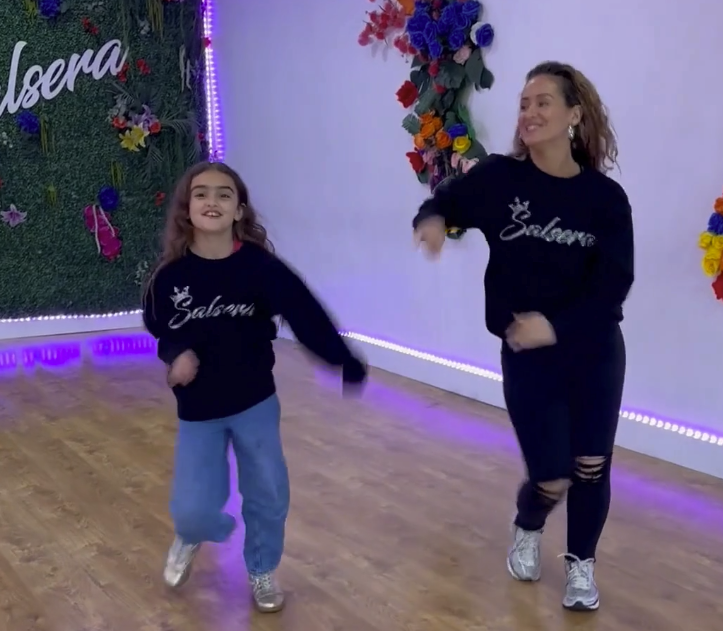 Stephanie Stevenson (R) with her daughter, Jade San Pedro (L).